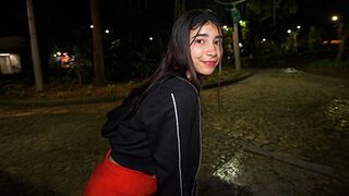 Nyilvános felszedés vad édeshármasban végződik, amikor beleegyezett az popó lyukba